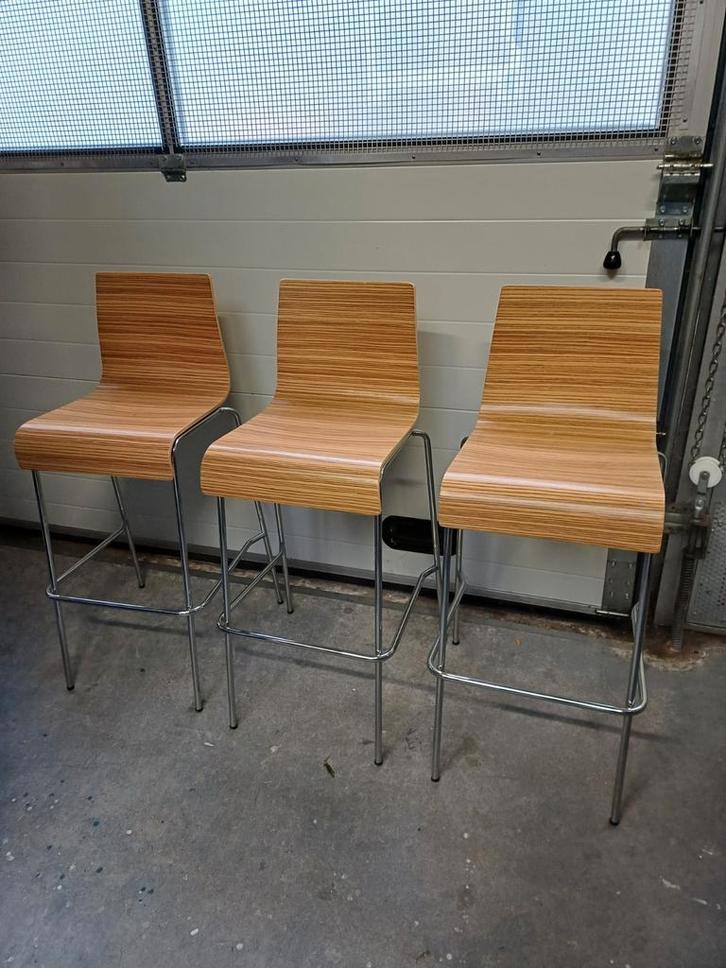 Houten barkrukken met metalen frame - set van 3, Huis en Inrichting, Barkrukken, Zo goed als nieuw, 60 tot 90 cm, Hout, Metaal