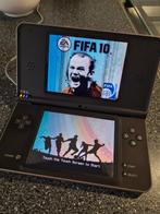 Nintendo DS XL met spel en oplader, Ophalen of Verzenden, Gebruikt, Sport, Vanaf 3 jaar
