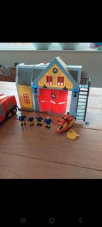 Brandweerman Sam kazerne met Brandweerauto, Ophalen of Verzenden, Gebruikt