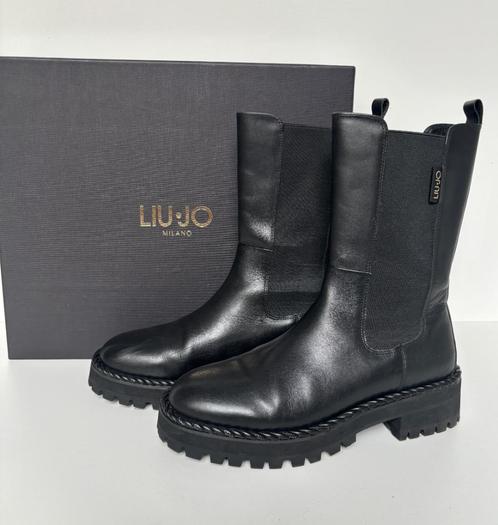 LIU JO Zwart leren half boots Maat 40, Kleding | Dames, Schoenen, Zo goed als nieuw, Lage of Enkellaarzen, Zwart, Ophalen of Verzenden