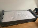 Onderschuifbed inclusief 2 matrassen en wandkastje, 90 cm, Eenpersoons, Ophalen of Verzenden, Zo goed als nieuw