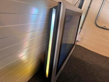 Philips Cineos 32inch Ambilight beschikbaar voor biedingen