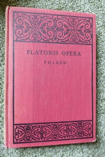 Plato  beschikbaar voor biedingen