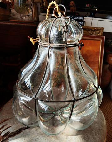 Vintage handgeblazen hanglamp venetiaans glas venetie beschikbaar voor biedingen