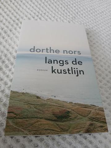 Dorthe Nors - Langs de kustlijn beschikbaar voor biedingen