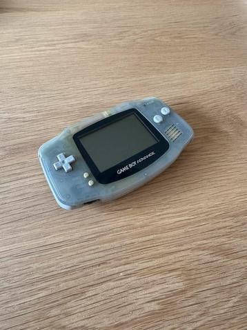 Game Boy Advance (AGB-001) transparant model beschikbaar voor biedingen