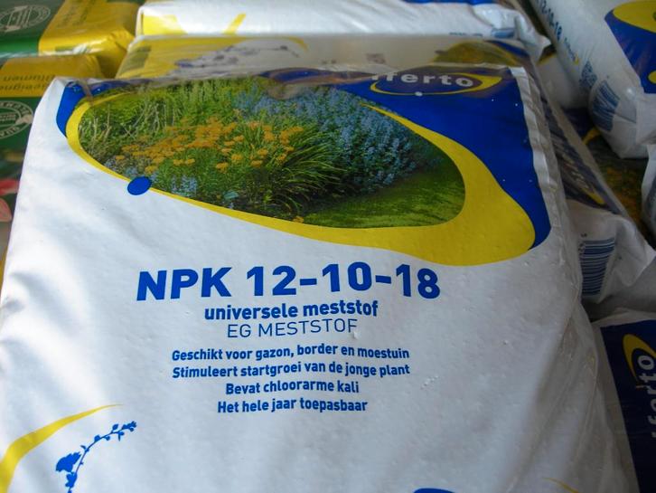 npk-12-10-18 kunstmest, Tuin en Terras, Aarde en Mest, Kunstmest, Ophalen