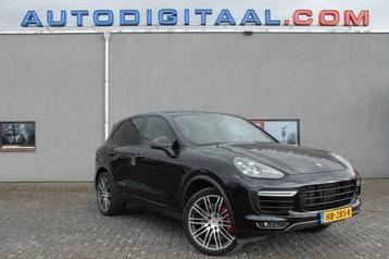 Porsche Cayenne Turbo 4.8 V8 520pk Turbo/Mod.2015/Panodak 