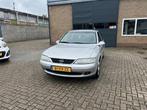 Opel Vectra 1.6-16V-Edition //Vol onderhouden//Apk 10-2025, Gebruikt, Zwart, 4 cilinders, 635 kg