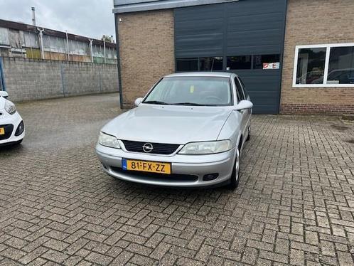 Opel Vectra 1.6-16V-Edition //Vol onderhouden//Apk 10-2025, Auto's, Opel, Bedrijf, Te koop, Vectra, ABS, Airbags, Airconditioning