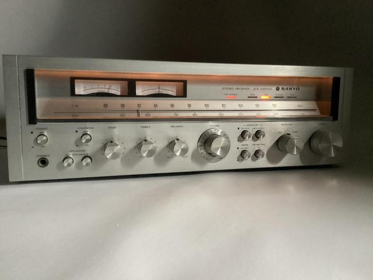 Zeldzame 1978 Sanyo JCX-2250 KZ receiver in z.g.a.n. staat., Audio, Tv en Foto, Versterkers en Receivers, Zo goed als nieuw, Stereo