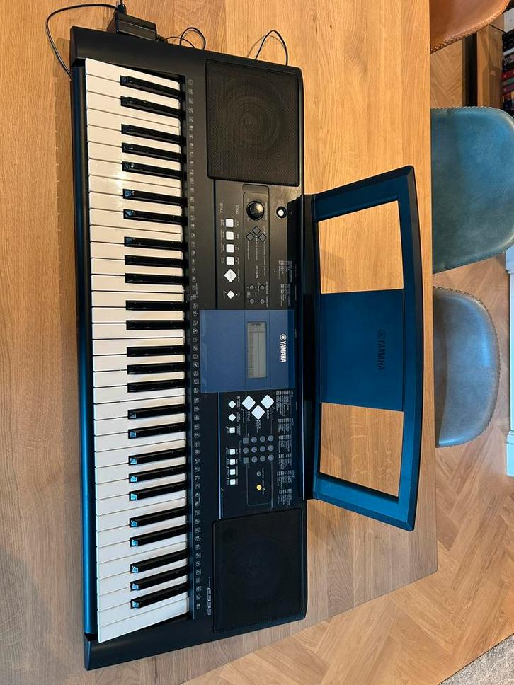 Yamaha PSR E333, Muziek en Instrumenten, Keyboards, Gebruikt, 61 toetsen, Yamaha, Ophalen