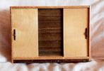 Vintage poppenhuis kledingkast 1 hout retro jaren 50 antiek, Verzamelen, Poppenhuizen en Toebehoren, Gebruikt, Ophalen of Verzenden