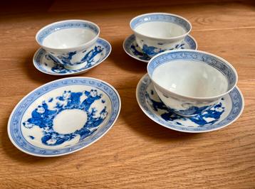 Antieke chinees dun porseleinen 3 kop en 4 schotel blauw wit beschikbaar voor biedingen