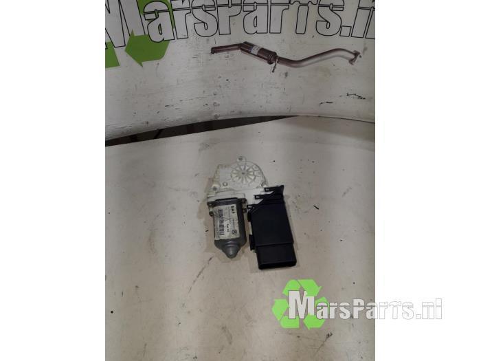 Raammotor Portier van een Seat Leon, Auto-onderdelen, Carrosserie en Plaatwerk, Seat, Gebruikt, 6 maanden garantie, 12 maanden garantie