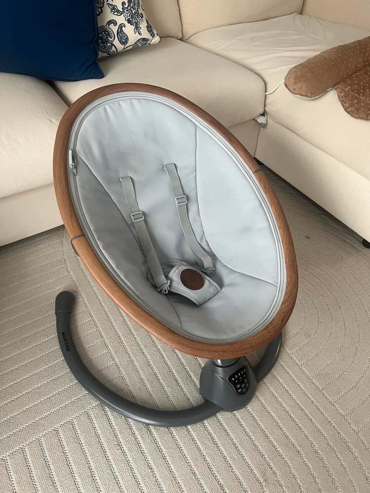 Maxi-Cosi Cassia Elektrische Babyschommel, Kinderen en Baby's, Wipstoeltjes, Zo goed als nieuw, Schommelstoel, Overige merken