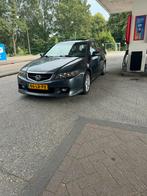 Honda Accord 2.4 I Tourer Aut executive lipkit, Auto's, Honda, 1512 kg, Zwart, Stationwagon, Zilver of Grijs