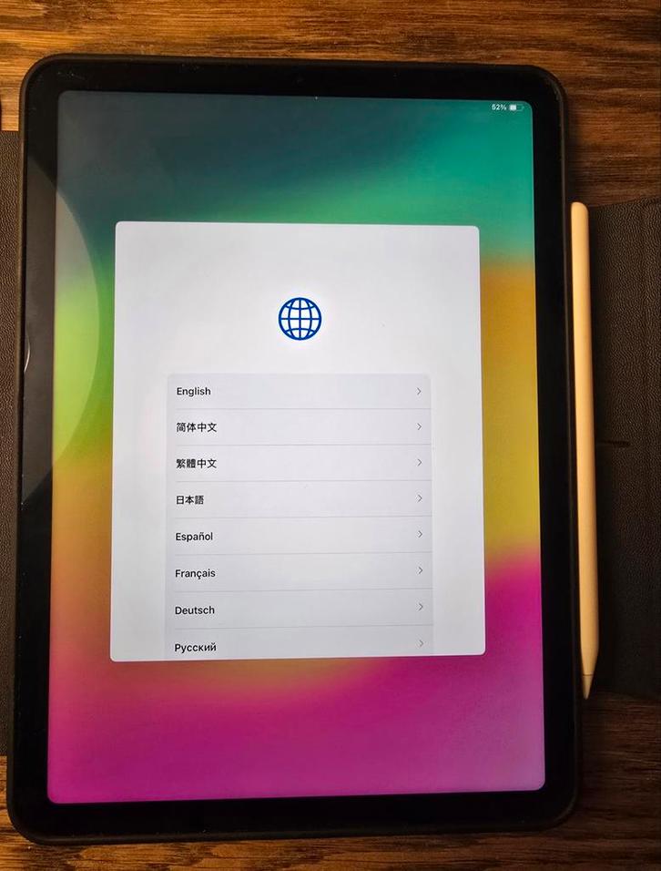 iPad Air 5 (WiFi) + Hoes & Pen - Zo goed als nieuw!, Computers en Software, Apple iPads, Zo goed als nieuw, Apple iPad Air, Wi-Fi