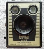 Kodak Brownie Six-20 Camera --  Model E, Ophalen of Verzenden, Kodak