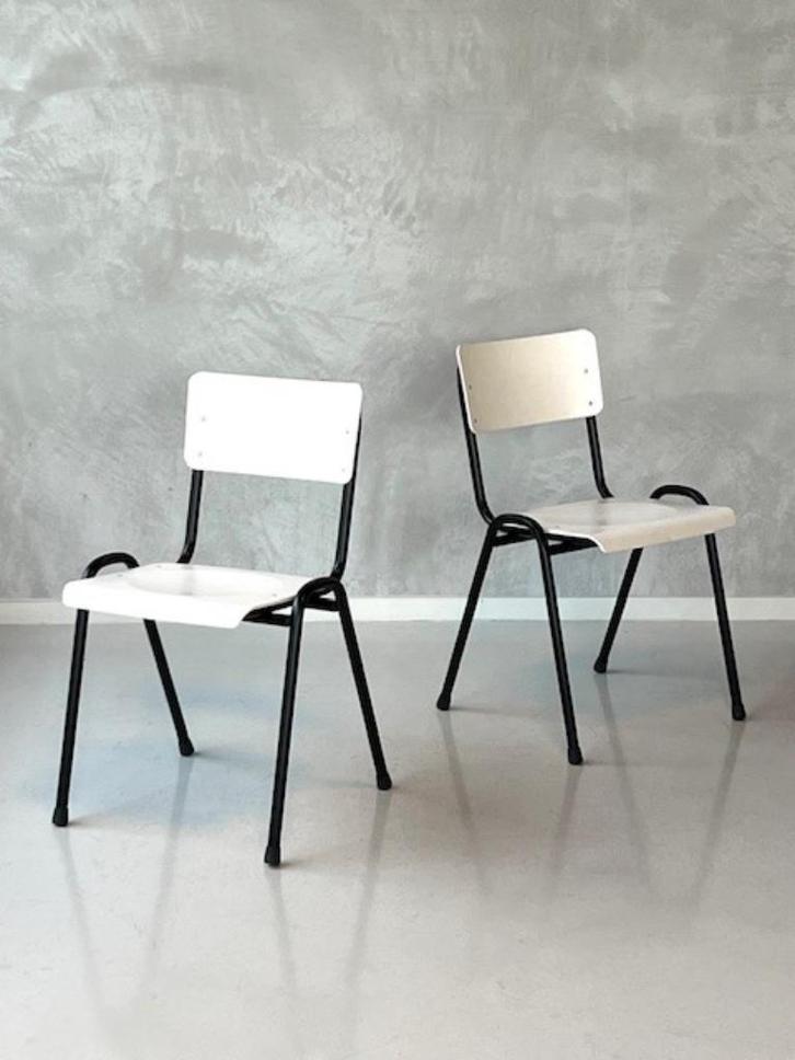 Retro eettafelstoelen nieuw eetstoelen wit prijs p/stuk, Huis en Inrichting, Stoelen, Nieuw, Vijf, Zes of meer stoelen, Kunststof