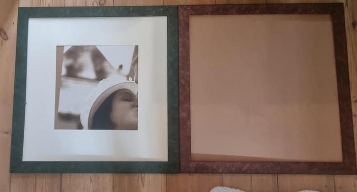 ✨️BUNDELKORTING‼️ 2 Grote fotolijsten/schilderijframes✨️, Huis en Inrichting, Woonaccessoires | Lijsten, Zo goed als nieuw, 75 cm of meer