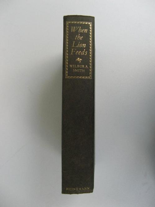 When the Lion Feeds firts edition Wilbur A. Smith  1964, Boeken, Overige Boeken, Gelezen, Verzenden