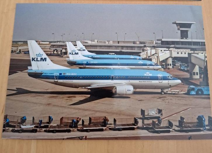 Foto's van KLM vliegtuigen Schiphol 1990, Verzamelen, Luchtvaart en Vliegtuigspotten, Nieuw, Kaart, Foto of Prent, Verzenden