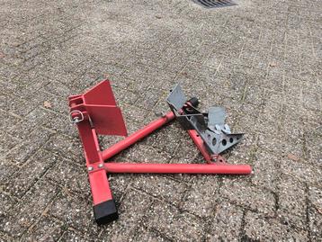 Wielklem / inrijklem motor beschikbaar voor biedingen
