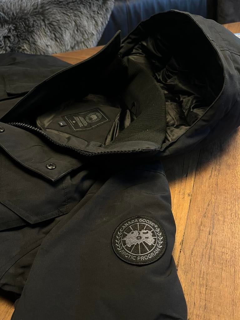 Winterjas CANADA GOOSE, Ophalen of Verzenden, Zo goed als nieuw, Zwart