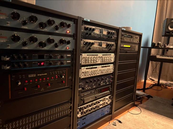 Thon Studio Rack 20U 50 Black (3 stuks, aan elkaar), Muziek en Instrumenten, Effecten, Zo goed als nieuw, Ophalen of Verzenden