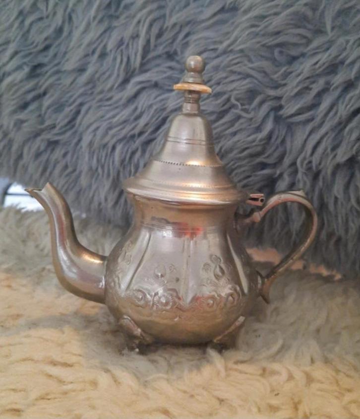 Marokkaans theepotje - Brocante, Antiek en Kunst, Antiek | Keukenbenodigdheden, Ophalen of Verzenden