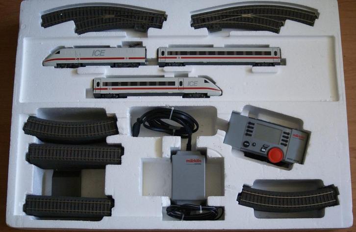 29790 Marklin ICE treinset digitaal + extra rijtuig, Hobby en Vrije tijd, Modeltreinen | H0, Zo goed als nieuw, Treinset, Wisselstroom