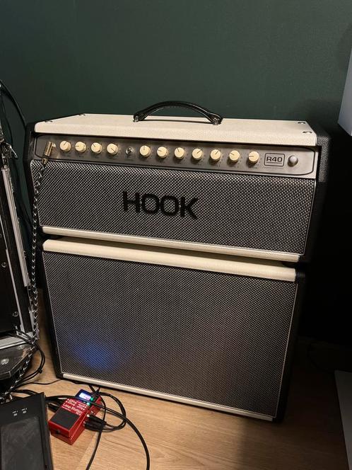 Hook R40 Head + Cab, Muziek en Instrumenten, Versterkers | Bas en Gitaar, Zo goed als nieuw, Minder dan 50 watt, Ophalen