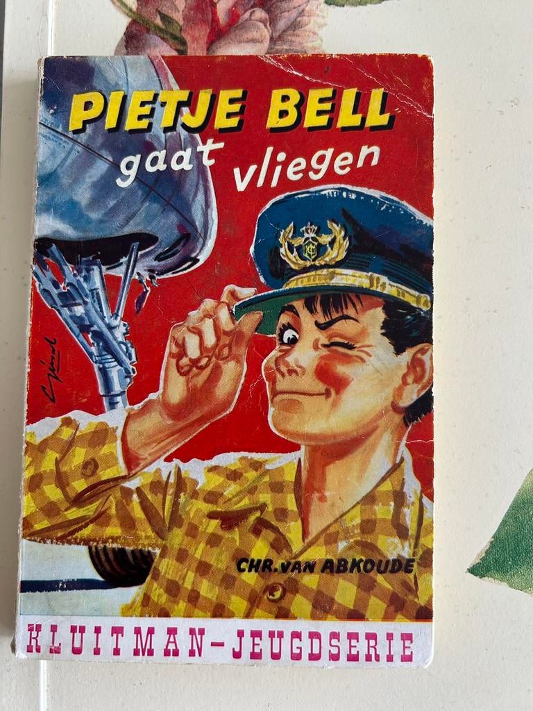Pietje bell gaat vliegen, pocket uit de kluitman jeugdserie, Boeken, Ophalen of Verzenden, Gelezen