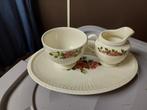 Wedgwood briar rose melkkan,suikerkom, schaal €14 hele set, Huis en Inrichting, Overige typen, Ophalen of Verzenden, Zo goed als nieuw