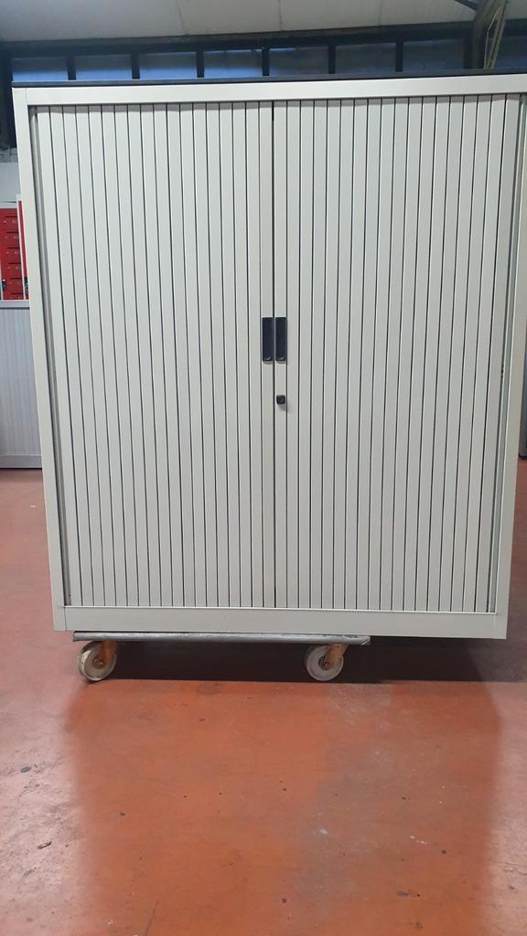 Roldeurkast Aspa H106, Huis en Inrichting, Kasten | Roldeurkasten en Archiefkasten, Zo goed als nieuw, 100 tot 150 cm, 100 tot 150 cm