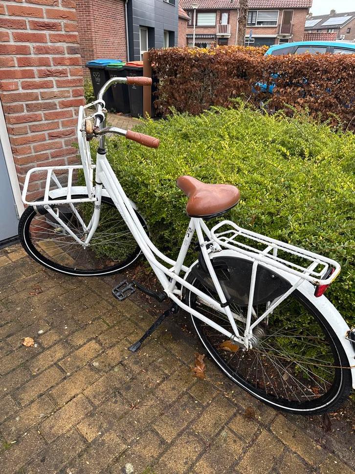 Witte Damesfiets - Klassiek Model, Fietsen en Brommers, Fietsen | Dames | Omafietsen, Gebruikt, 53 tot 56 cm, Handrem, Ophalen of Verzenden