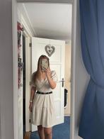 Costes omslag jurk beige, Kleding | Dames, Jumpsuits, Beige, Ophalen of Verzenden, Zo goed als nieuw, Costes