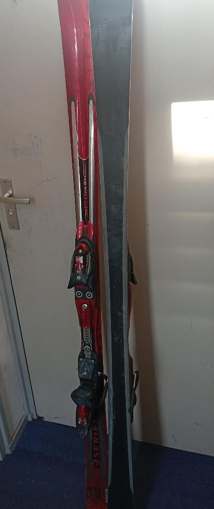 atomic skies 170, Sport en Fitness, Skiën en Langlaufen, 160 tot 180 cm, Gebruikt, Ophalen of Verzenden, Carve