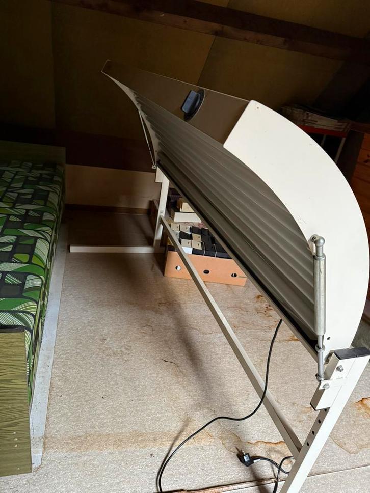 Helios Zonnebank - Gebruikt, Witgoed en Apparatuur, Zonnebanken en Gezichtsbruiners, Gebruikt, Zonnebank enkelzijdig, 15 lampen of meer