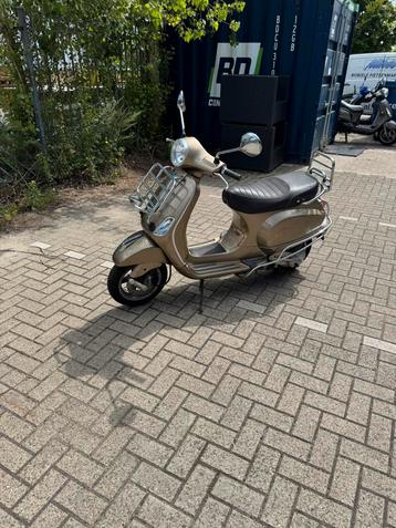 Vespa lx 50 beschikbaar voor biedingen
