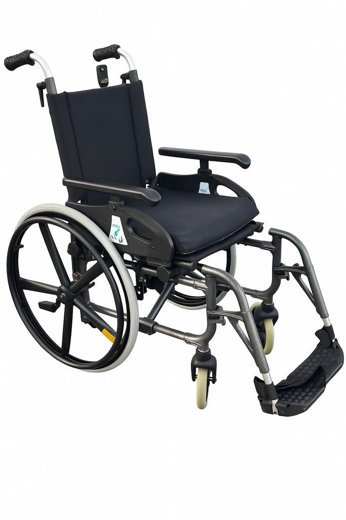 Lichtgewicht inklapbare Rolstoel met sterwielen, Diversen, Rolstoelen, Zo goed als nieuw, Handbewogen rolstoel, Inklapbaar, Verzenden