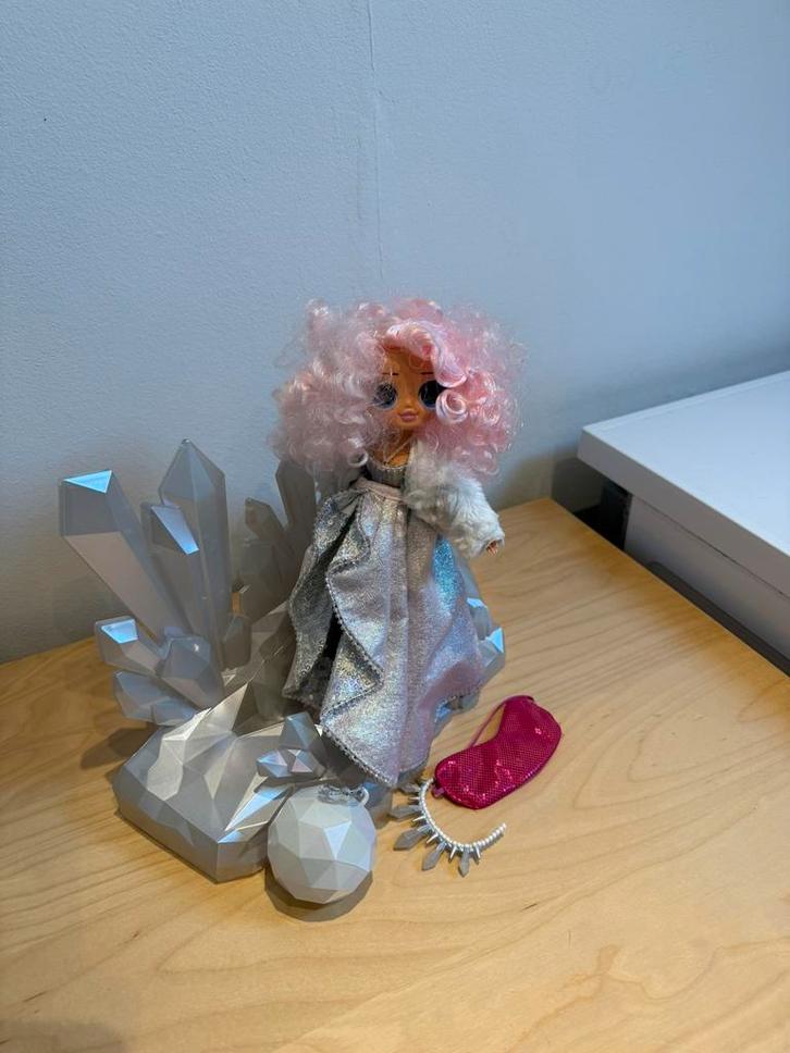 Te koop L.O.L. O.M.G Winter Disco Collector Edition, Verzamelen, Poppen, Zo goed als nieuw, Pop, Ophalen