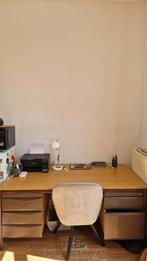 wooden desk with drawers, Ophalen, Zo goed als nieuw