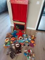 Nostalgische poppenkast inclusief veel handpoppen, Ophalen, Gebruikt, Jongen of Meisje
