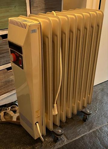Oliekachel - Verwarm je ruimte! beschikbaar voor biedingen