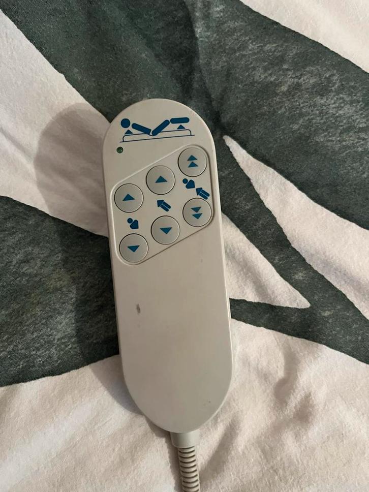 Senioren Slaapkamer - 2 Persoons, Huis en Inrichting, Slaapkamer | Bedden, Gebruikt, Tweepersoons, 180 cm, 200 cm, Hout, Bruin