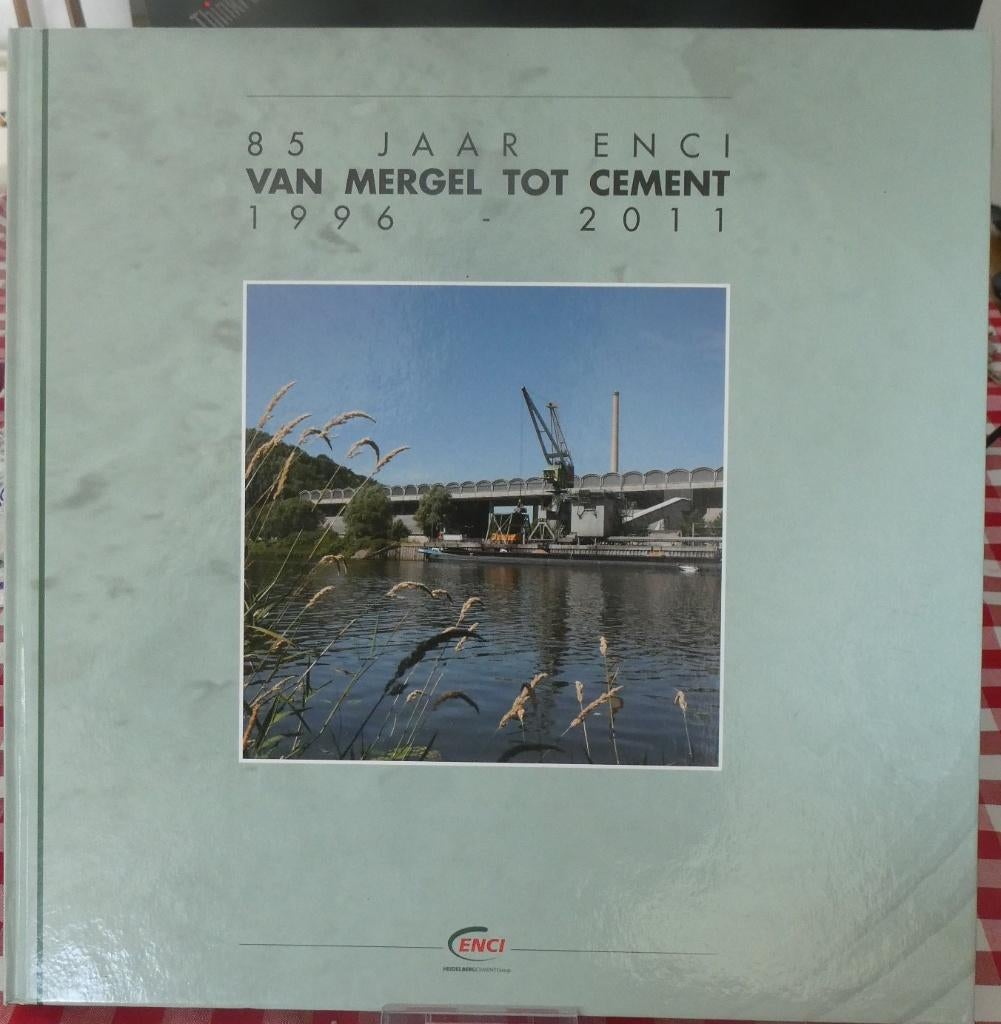 Enci 85 jaar van Mergel tot cement, Verzenden, 20e eeuw of later, Zo goed als nieuw