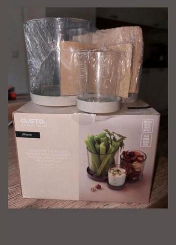 Gusta houder met 3 glaasjes  beschikbaar voor biedingen