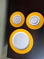 Rostimepal campingservies geel/wit, Caravans en Kamperen, Ophalen of Verzenden